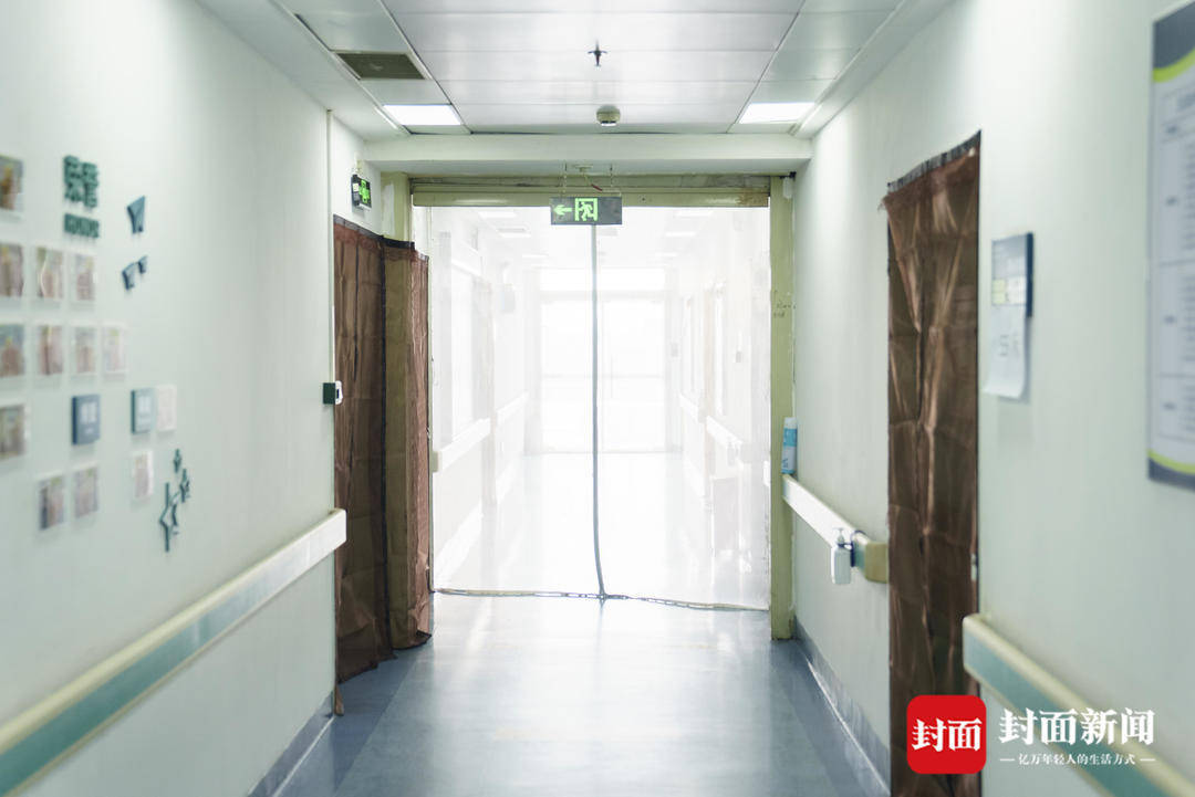 探访佛山基孔肯雅热定点医院：病床上加装了蚊帐，已有近300人治愈出院｜封面头条