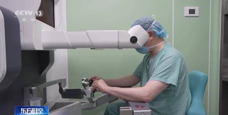 中国医疗“黑科技”改变看病就医体验，重塑健康未来
