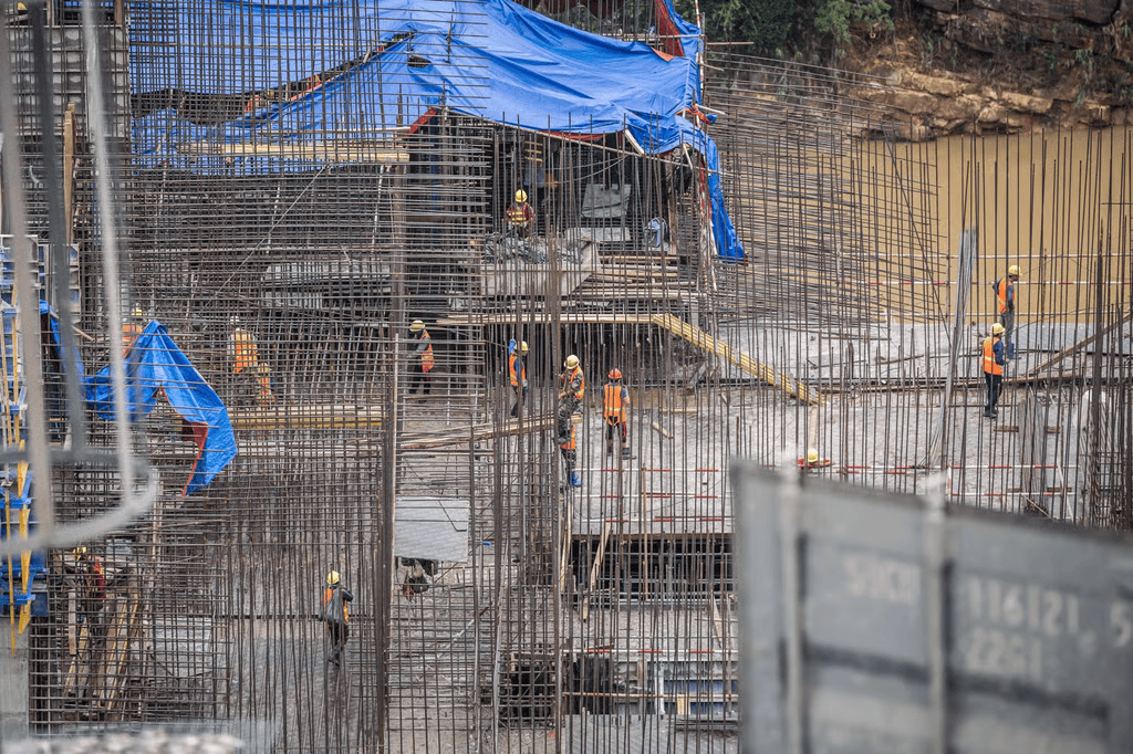 电力过剩债务缠身，老挝转向比特币挖矿？